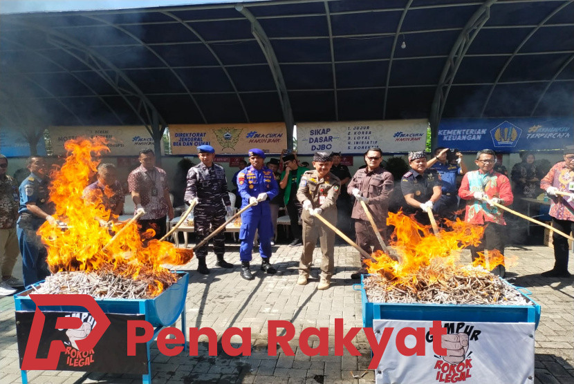 Kejaksaan Banyuwangi Musnahkan BB Senilai Rp1,6 Miliar