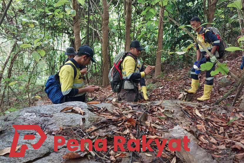 Pesanggaran ANYES, Tim Survey Geologi PT BSI Berjalan Lancar 