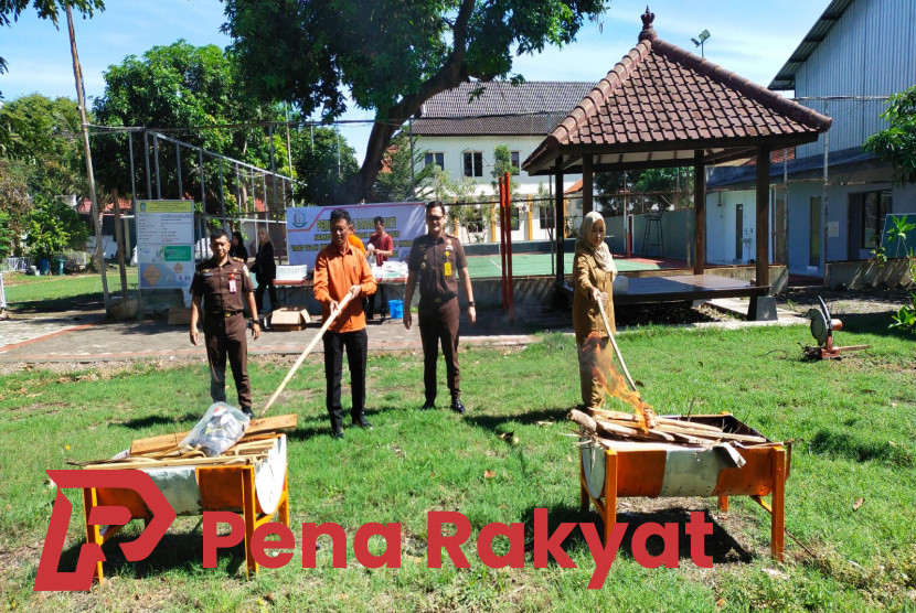 Ratusan Gram Sabu dan Ekstasi Dimusnahkan Kejari Banyuwangi