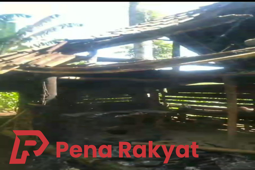 Posko Perjuangan Warga Pakel Dibakar OTD