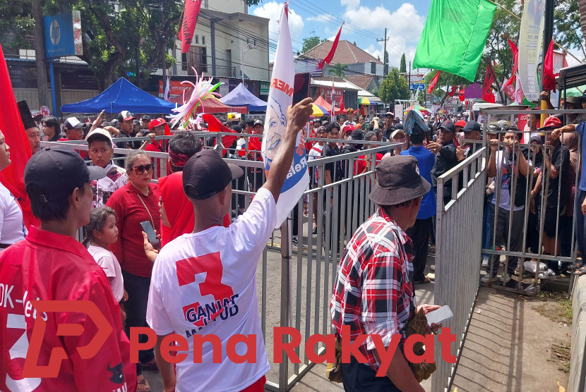 Antusiasme Tinggi Masyarakat Hadiri Hajatan Rakyat Ganjar-Mahfud Banyuwangi 