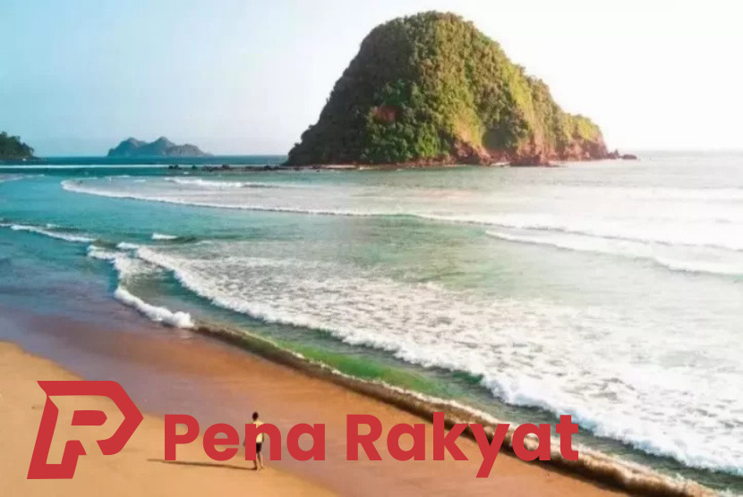 Blasting PT BSI Diyakini Aman dan Tak Ganggu Aktivitas Wisata Pantai Pulau Merah