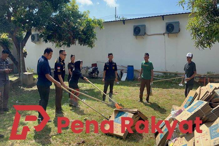 Kejaksaan Negeri Banyuwangi Musnahkan Barang Bukti Kasus Kesehatan dalam Peringatan Hari Kemerdekaan