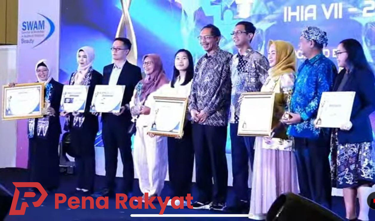 Inovasi I-CARE RSUD Blambangan Sabet Penghargaan Terbaik dalam Indonesian Health Innovation Award